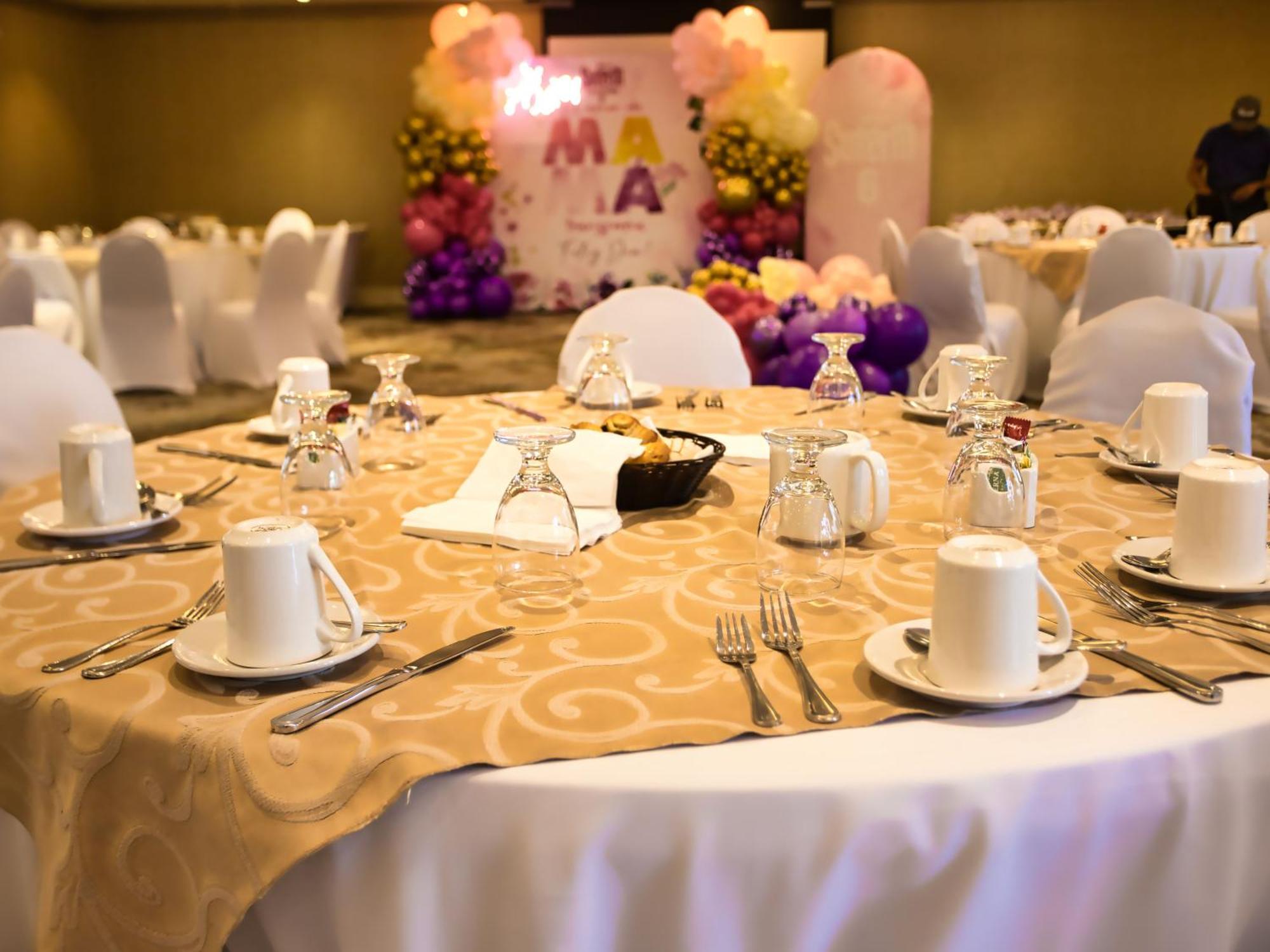 Hotel Lucerna Mexicali Eksteriør billede